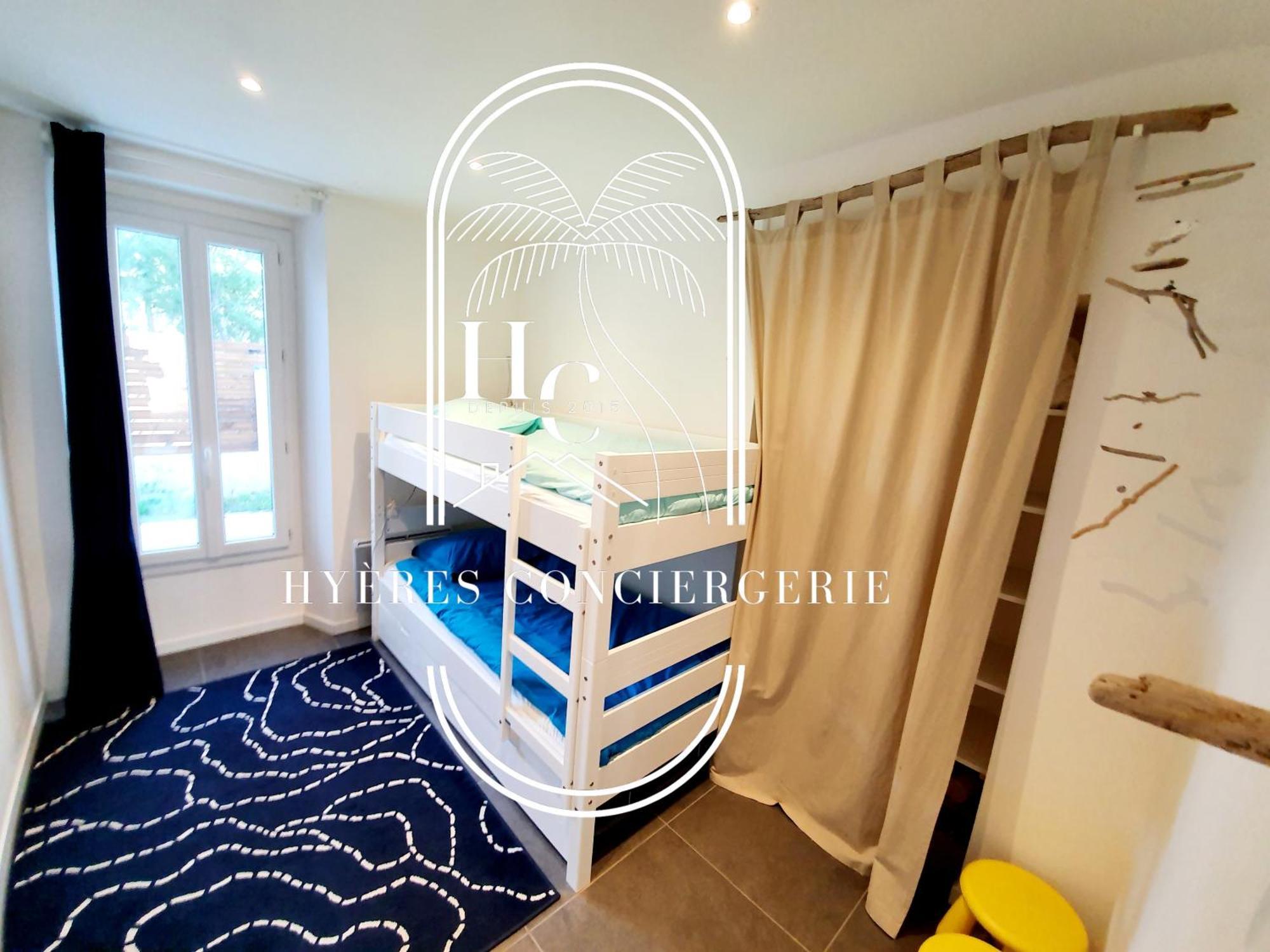 Petit Moulin-T3 Giens-Clim-Parking Apartment Hyeres Exterior photo